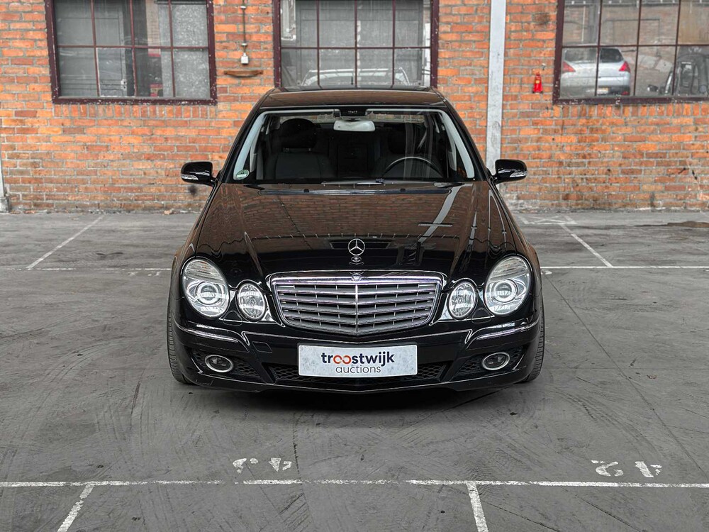 Mercedes-Benz E280 3.0 V6 Classic (Facelift) 231PS 2007 E-Klasse, N-989-RF Youngtimer