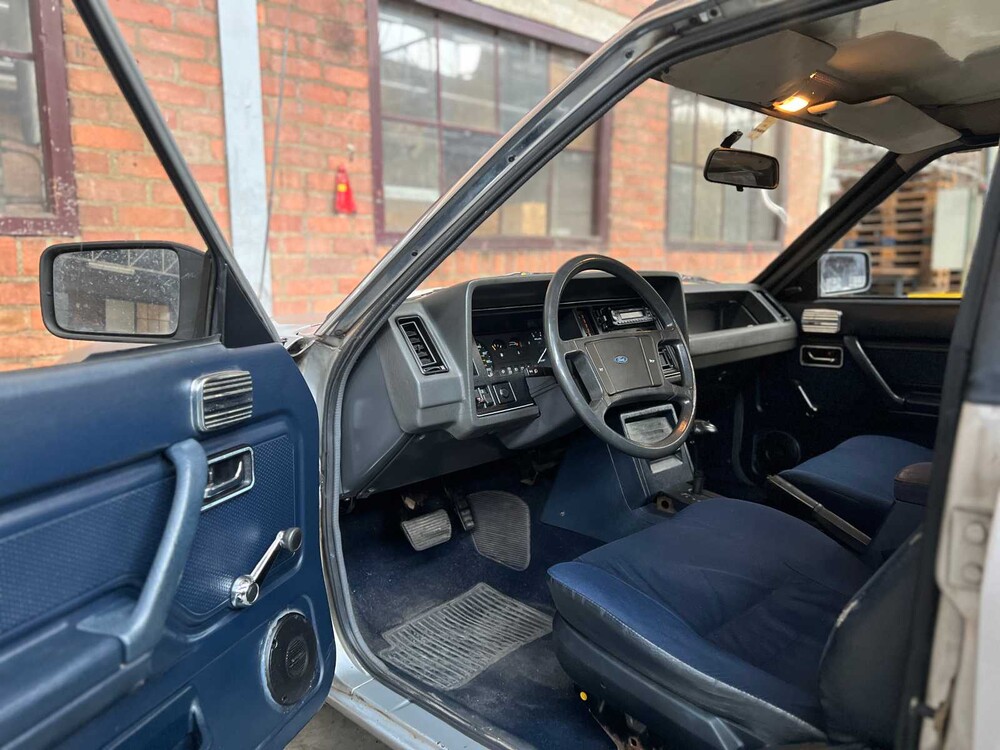 Ford Granada 4.6 V8 208PS 1982, JG-87-YR