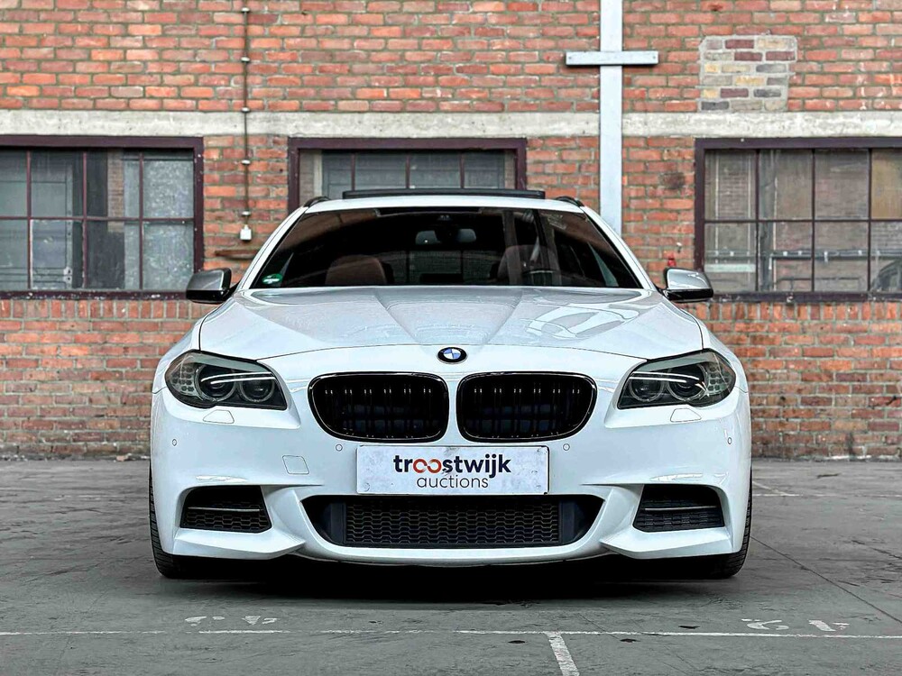 BMW M550xd Touring M-Sport F11 381pk 2012 5-serie, GBN-87-T