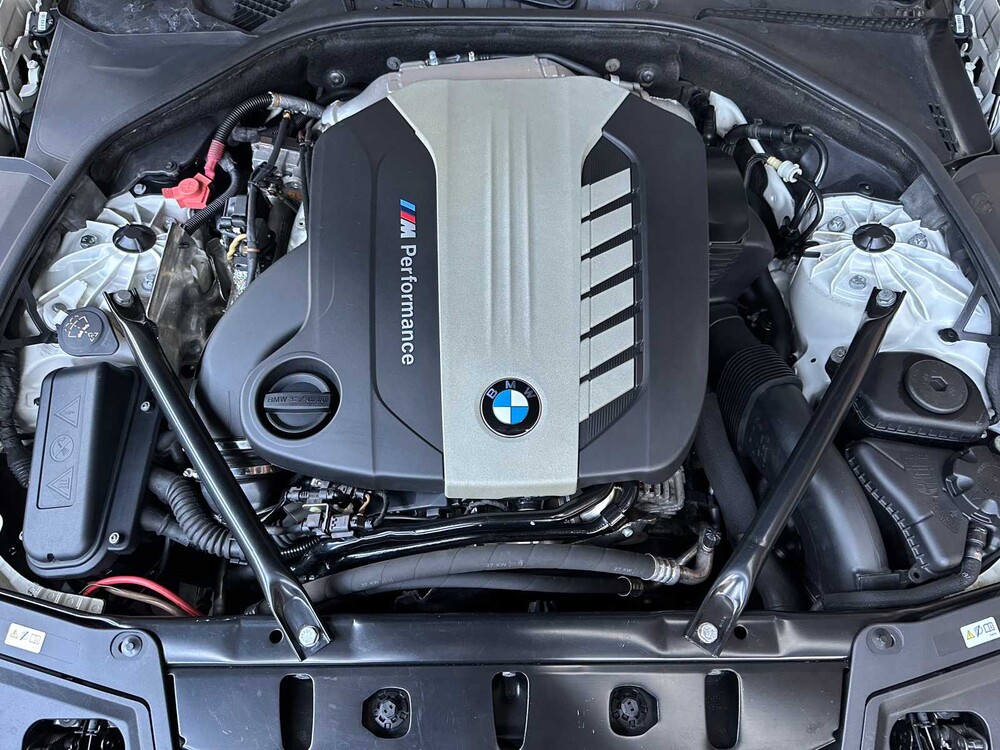 BMW M550xd Touring M-Sport F11 381pk 2012 5-serie, GBN-87-T