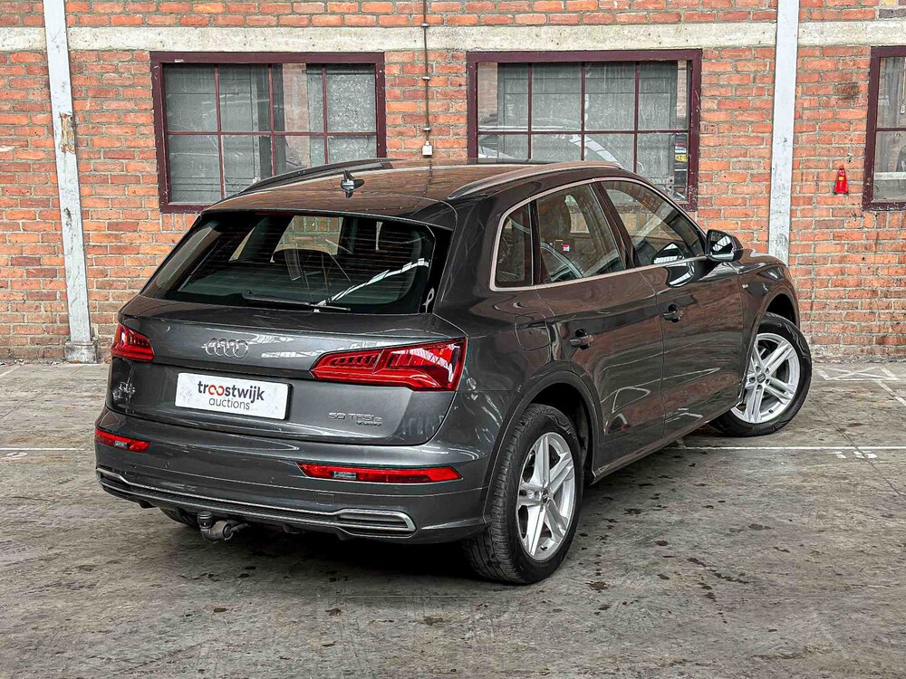Audi Q5 50 TFSI e Quattro S Edition 252PS 2020, J-208-DS