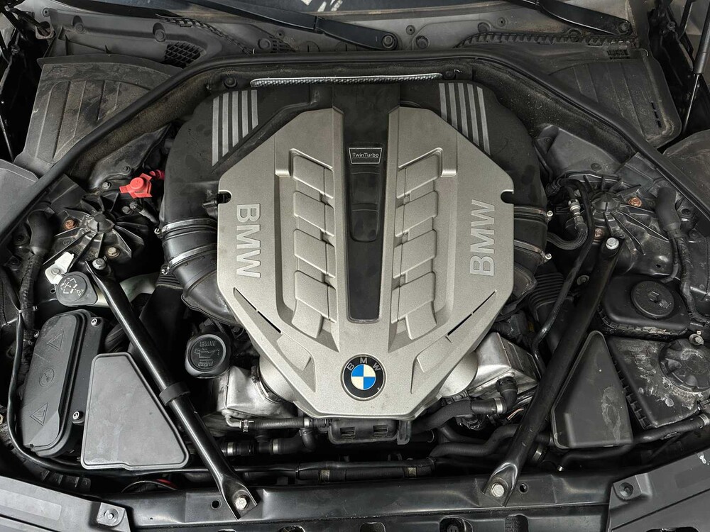 BMW 750Li 4.4 V8 408pk 2008 F02 7-Serie