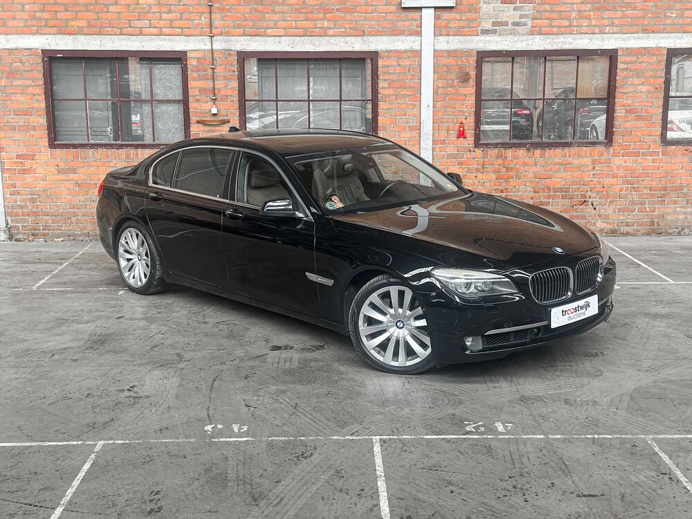 BMW 750Li 4.4 V8 408pk 2008 F02 7-Serie