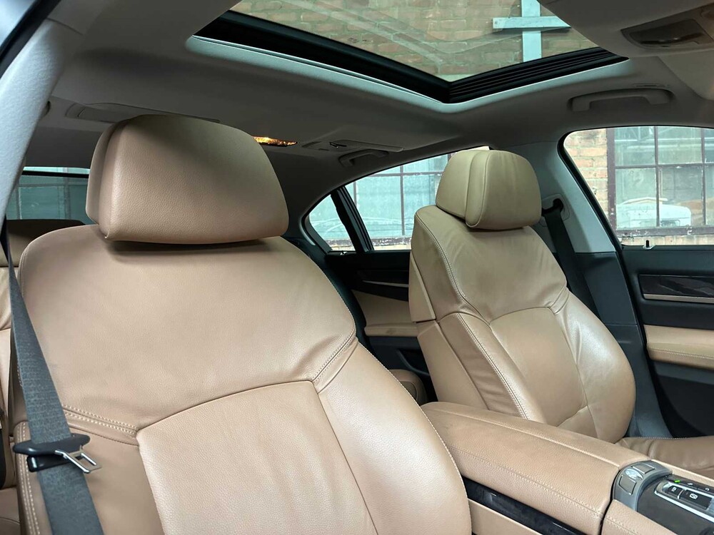 BMW 750Li 4.4 V8 408pk 2008 F02 7-Serie