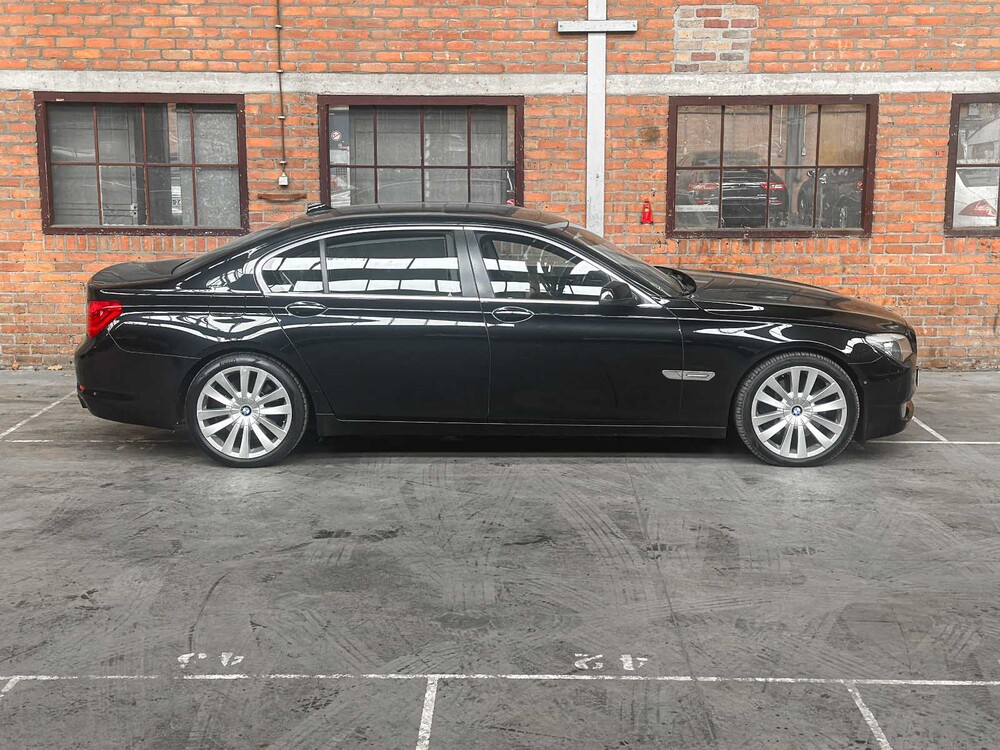 BMW 750Li 4.4 V8 408pk 2008 F02 7-Serie