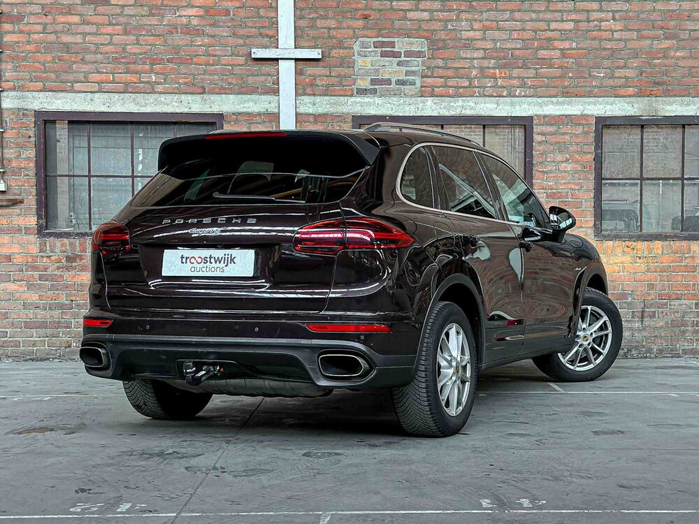 Porsche Cayenne 3.0 D V6 Platinum Edition (FACELIFT) 239pk 2017, G-774-RB