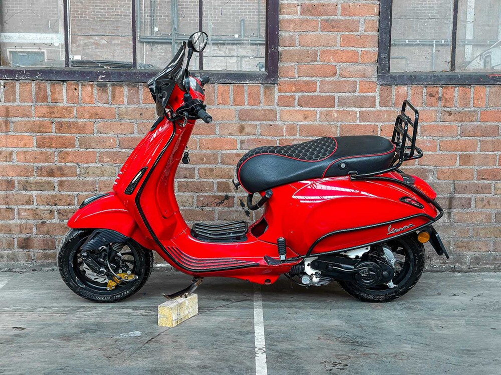 Vespa Sprint 4T 80cc 2015 -CUSTOM- Scooter, DFD-73-T