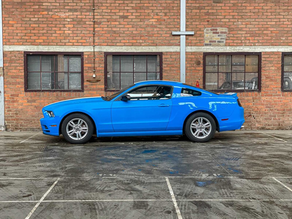 Ford Mustang 3.7 V6 309pk 2014, S-079-ZJ