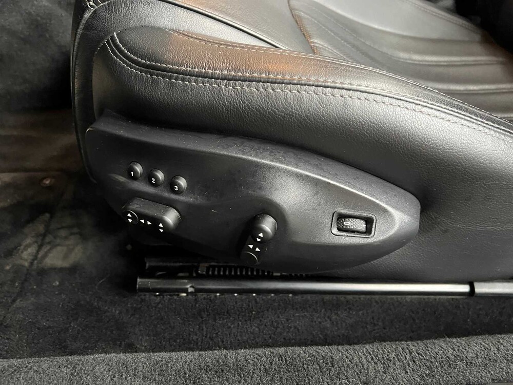 Maserati GranCabrio 4.7 V8 439pk 2011, 2-KBX-77