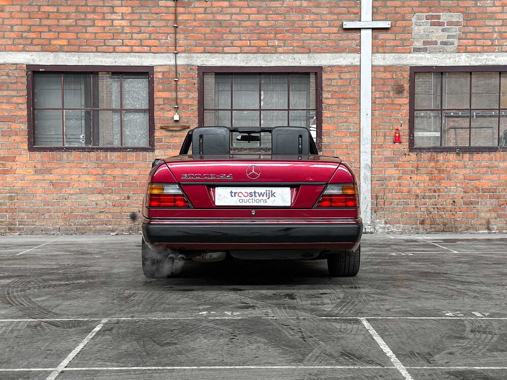 Mercedes-Benz 300 CE-24 Cabriolet 124 1993 E-Class
