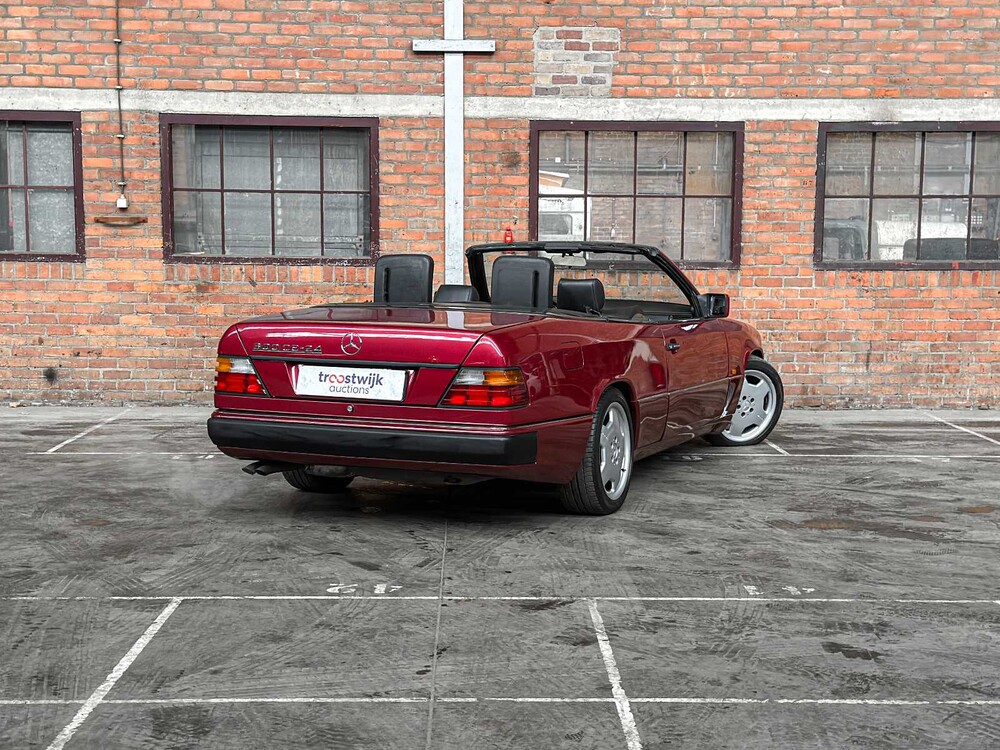 Mercedes-Benz 300 CE-24 Cabriolet 124 1993 E-Class