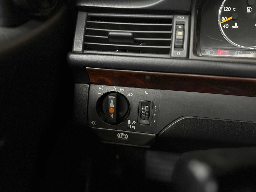 Mercedes-Benz 300 CE-24 Cabriolet 124 1993 E-Class