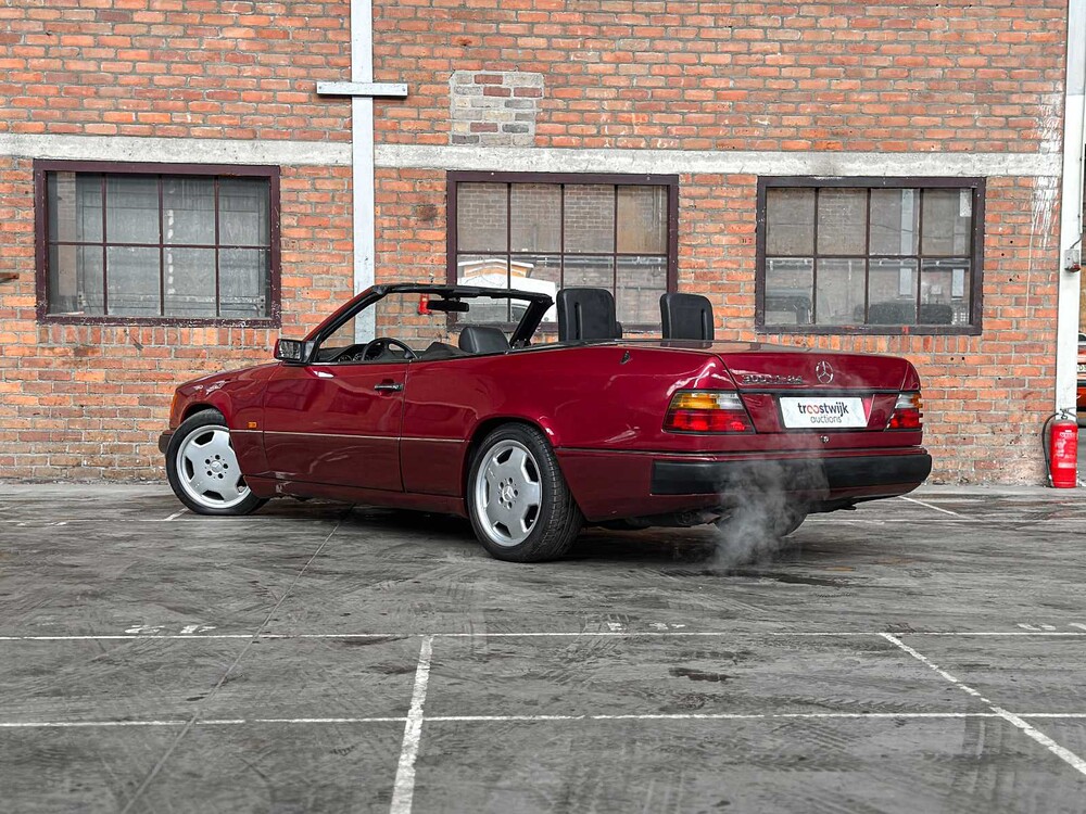 Mercedes-Benz 300 CE-24 Cabriolet 124 1993 E-Class
