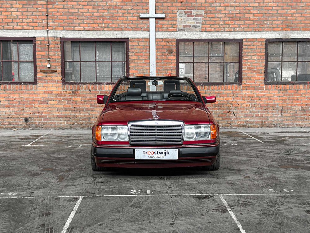 Mercedes-Benz 300 CE-24 Cabriolet 124 1993 E-Class