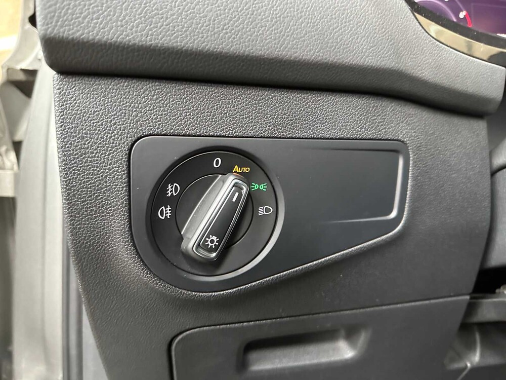 Volkswagen Tiguan R-Line 1.5 TSI ACT Highline Business 150pk 2020, H-128-NT