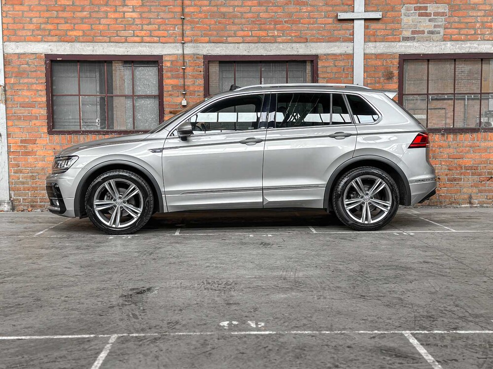 Volkswagen Tiguan R-Line 1.5 TSI ACT Highline Business 150pk 2020, H-128-NT