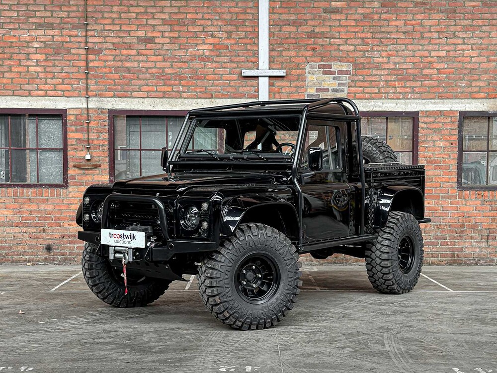 Land Rover Defender 100 4.6 V8 -SPECTRE- 231PS 1990, 31-BP-HL
