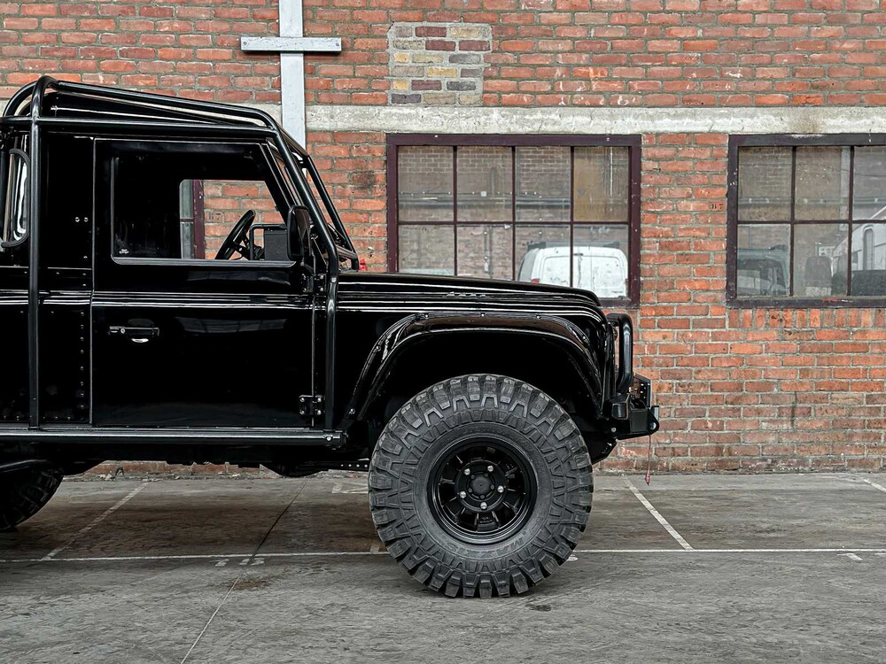 Land Rover Defender 100 4.6 V8 -SPECTRE- 231PS 1990, 31-BP-HL