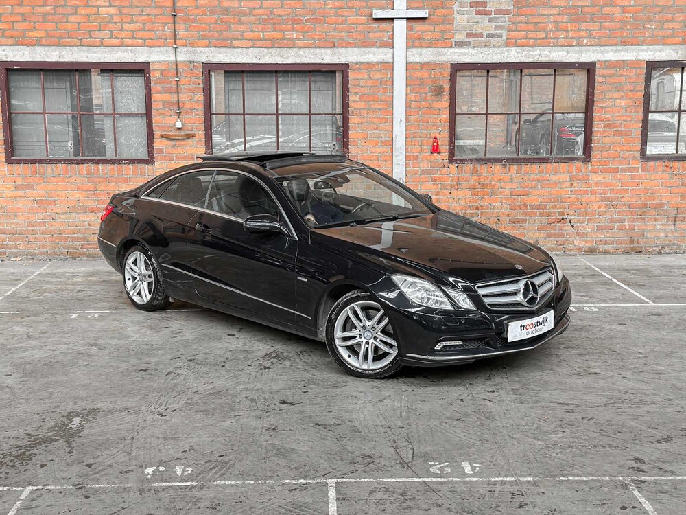 Mercedes-Benz E350 CGI Elegance 3.5 V6 292hp 2009 E-class Coupé, 29-NHZ-8