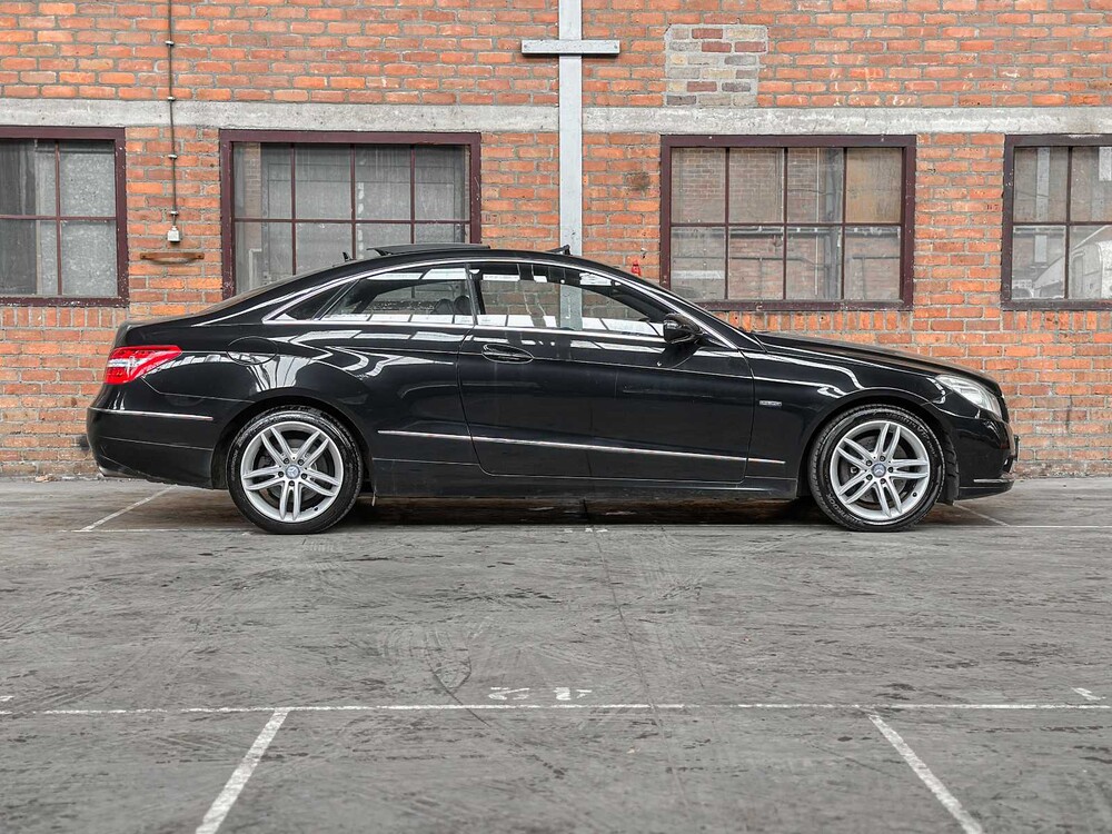 Mercedes-Benz E350 CGI Elegance 3.5 V6 292hp 2009 E-class Coupé, 29-NHZ-8