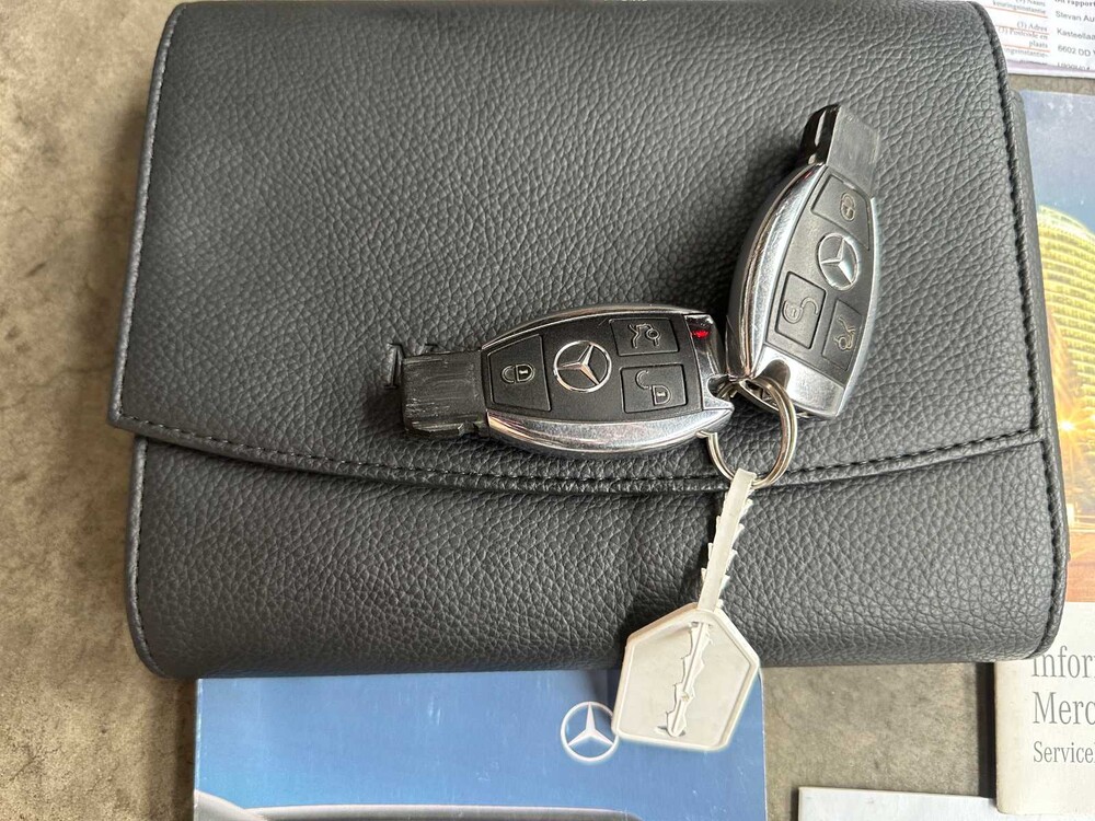 Mercedes-Benz E350 CGI Elegance 3.5 V6 292hp 2009 E-class Coupé, 29-NHZ-8