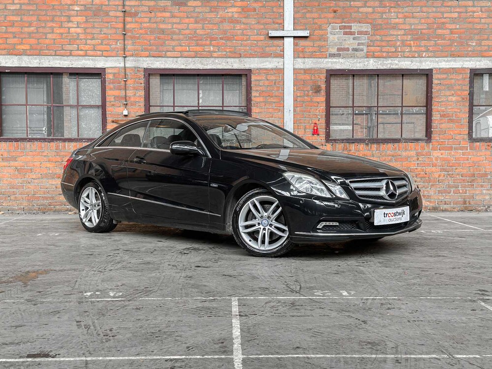 Mercedes-Benz E350 CGI Elegance 3.5 V6 292hp 2009 E-class Coupé, 29-NHZ-8