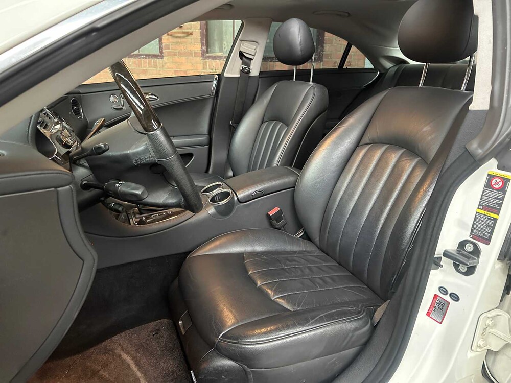 Mercedes-Benz CLS500 5.0 V8 306hp 2005 CLS-Class Youngtimer