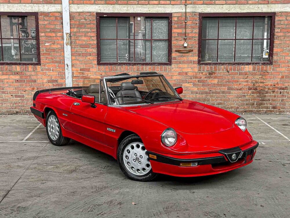 Alfa Romeo Spider 2.0 115hp 1987
