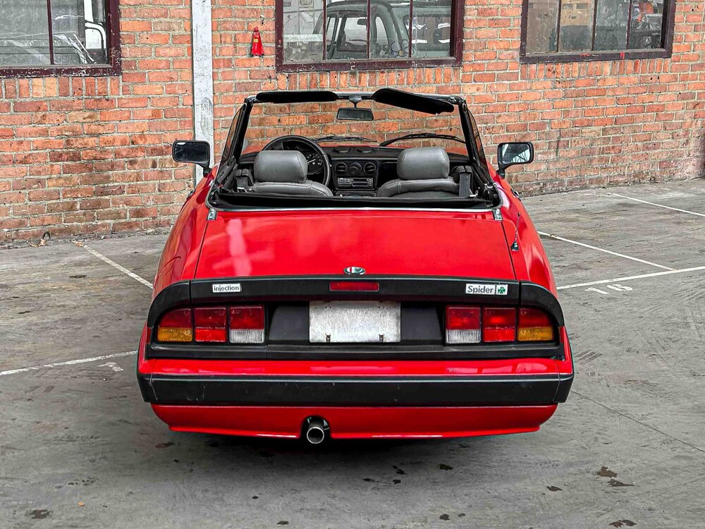 Alfa Romeo Spider 2.0 115hp 1987