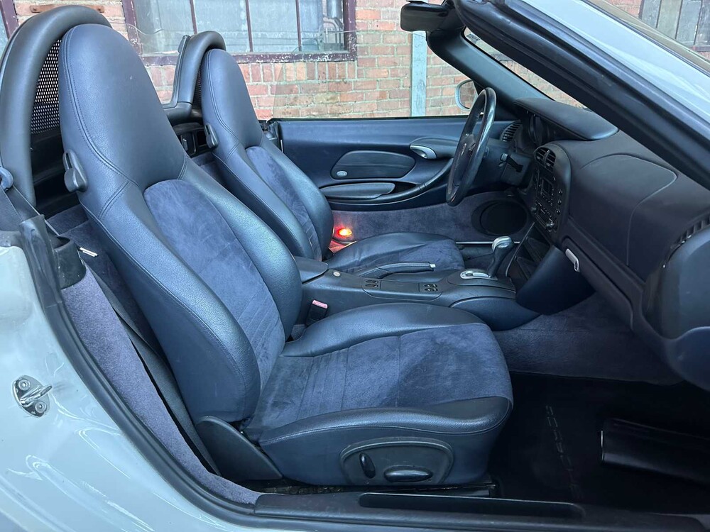 Porsche Boxster 986 facelift 2.7 228hp 2003 Youngtimer