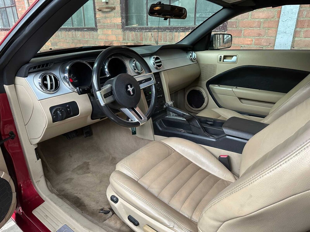 Ford Mustang GT Cabriolet 4.6 V8 305hp 2006 Youngtimer