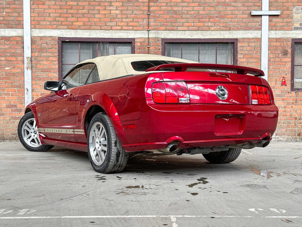 Ford Mustang GT Cabriolet 4.6 V8 305hp 2006 Youngtimer