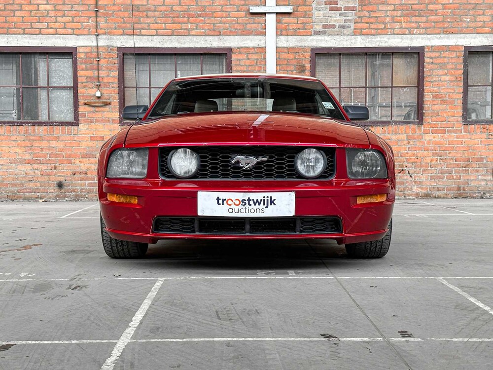 Ford Mustang GT Cabriolet 4.6 V8 305hp 2006 Youngtimer