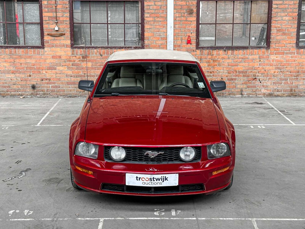 Ford Mustang GT Cabriolet 4.6 V8 305hp 2006 Youngtimer