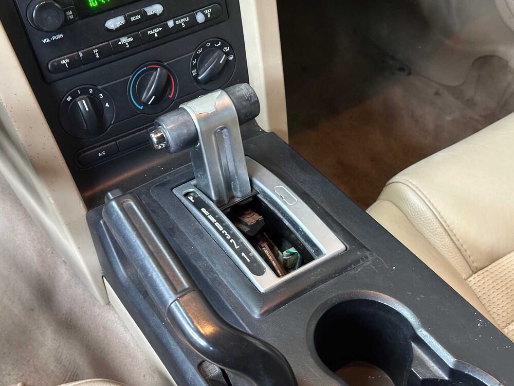 Ford Mustang GT Cabriolet 4.6 V8 305hp 2006 Youngtimer