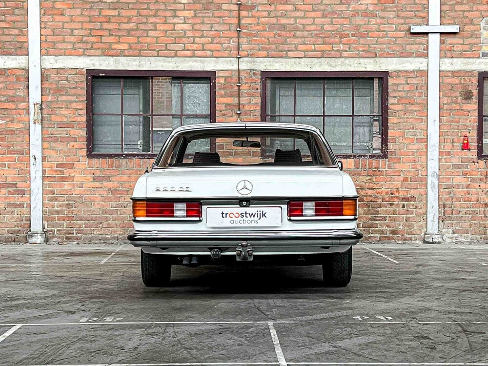 Mercedes-Benz 230 C (280 LPG ENGINE) 200-280 (W123) 184hp 1977, 50-SG-25