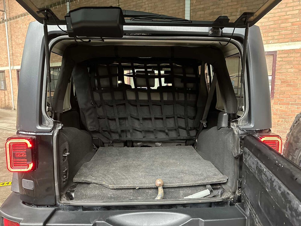 Jeep Wrangler Unlimited 2.8 CRD Rubicon 177PS 2008, H-441-ZL Youngtimer