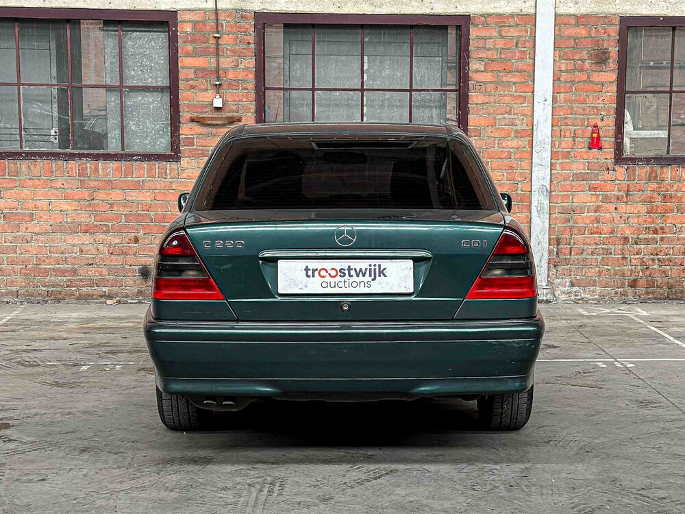 Mercedes-Benz C220 CDI W202 125hp 1999 C-Class