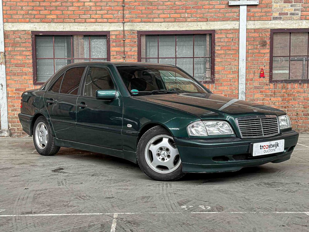 Mercedes-Benz C220 CDI W202 125hp 1999 C-Class