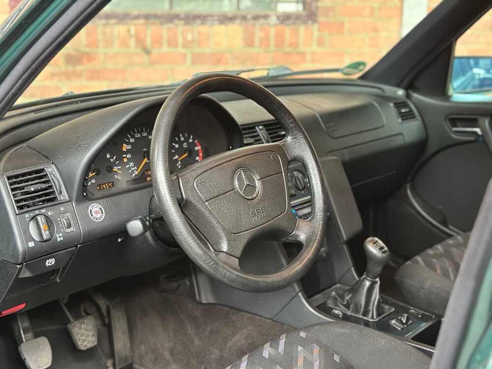 Mercedes-Benz C220 CDI W202 125hp 1999 C-Class