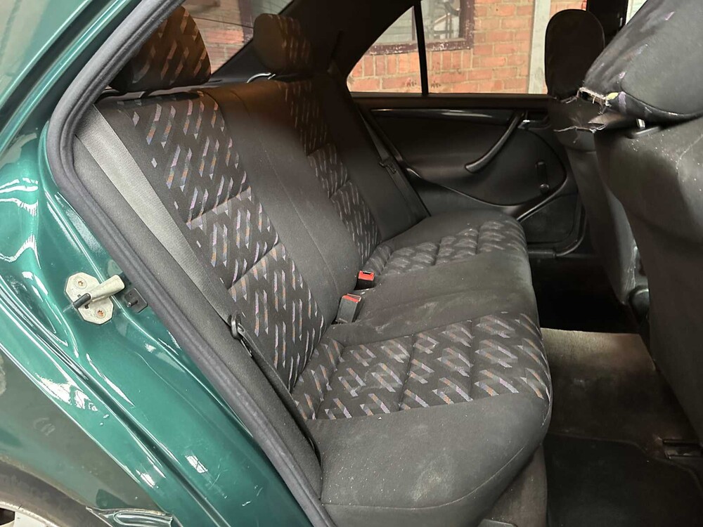 Mercedes-Benz C220 CDI W202 125hp 1999 C-Class