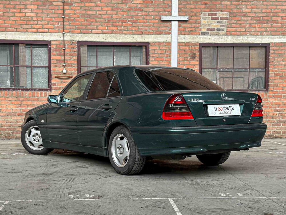 Mercedes-Benz C220 CDI W202 125hp 1999 C-Class