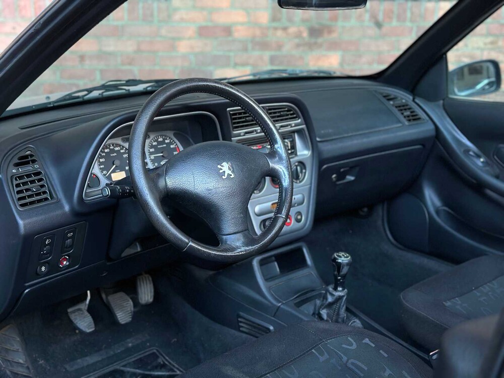 Peugeot 306 Cabriolet 2.0-16V 132hp 2000, 78-FJ-NX Youngtimer