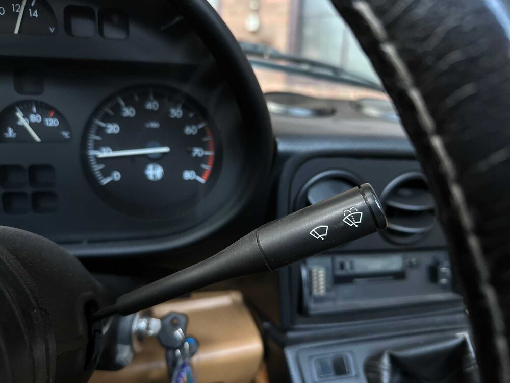 Alfa Romeo Spider 2.0 117PS 1991, YZ-30-YF