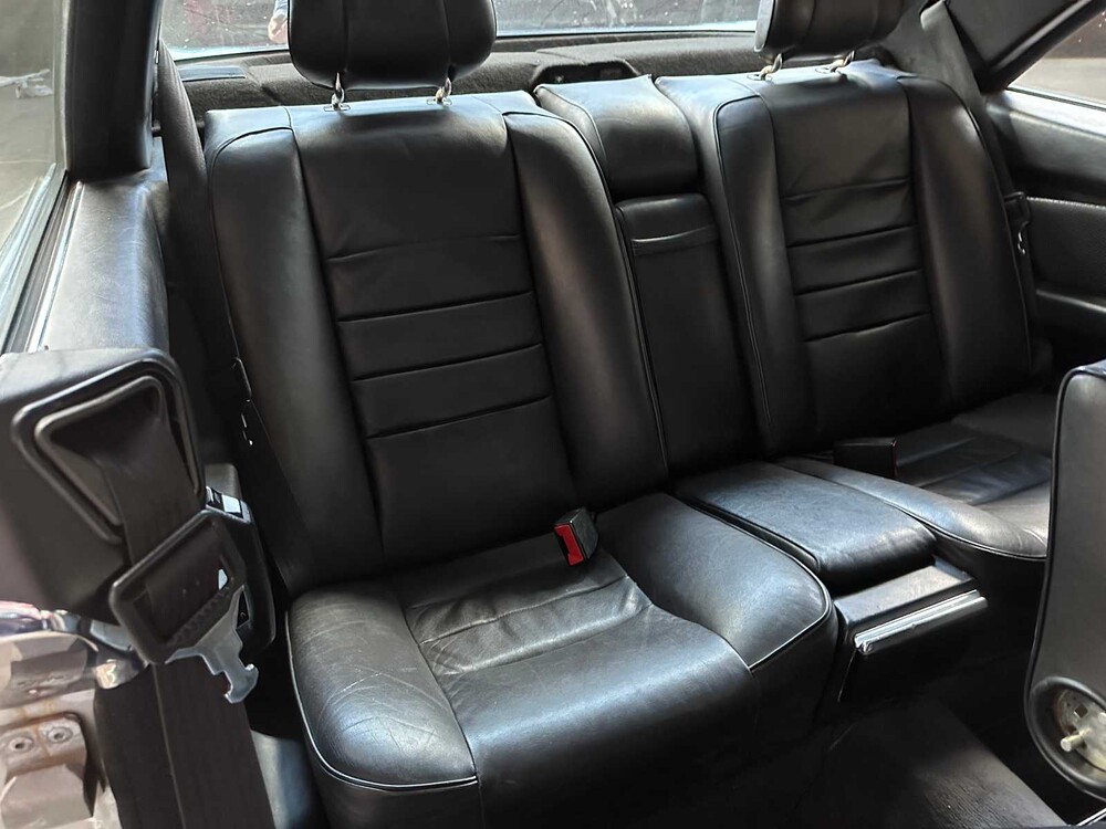 Mercedes-Benz W126 500 SEC 231hp 