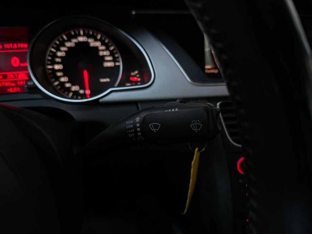 Audi A5 Coupe 3.2 FSI V6 Quattro 265PS 2008, L-515-ZF