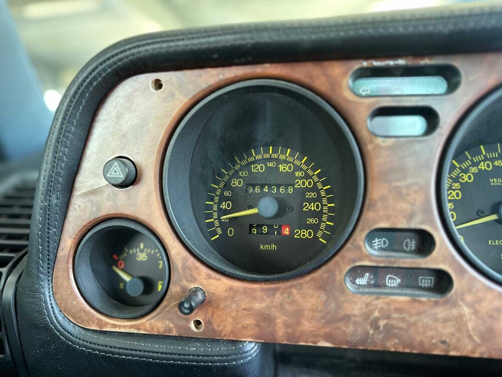 Lancia Theme 3.0 8.32 Ferrari 202hp 1989