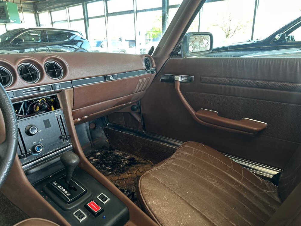 Mercedes-Benz SL450 4.5 V8 1976 SL-Klasse 