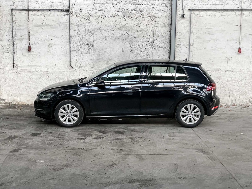 Volkswagen Golf 1.0 TSI CL Bns 116PS 2019, G-854-NF