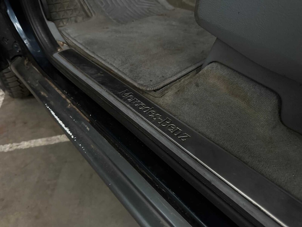 Mercedes-Benz M-Klasse 270 CDI 163PS 2001 (Original-NL), 95-HF-SV